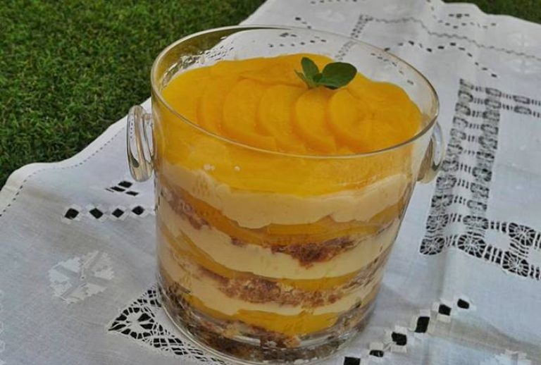 Trifle de pêssego